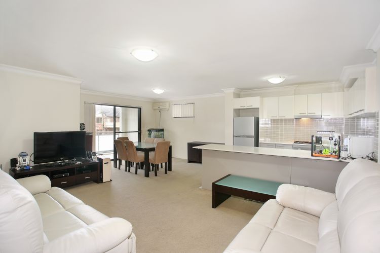 3.21/29-31 Lexington Drive, SYDNEY, NSW, 2153,  - Thumbnail 3