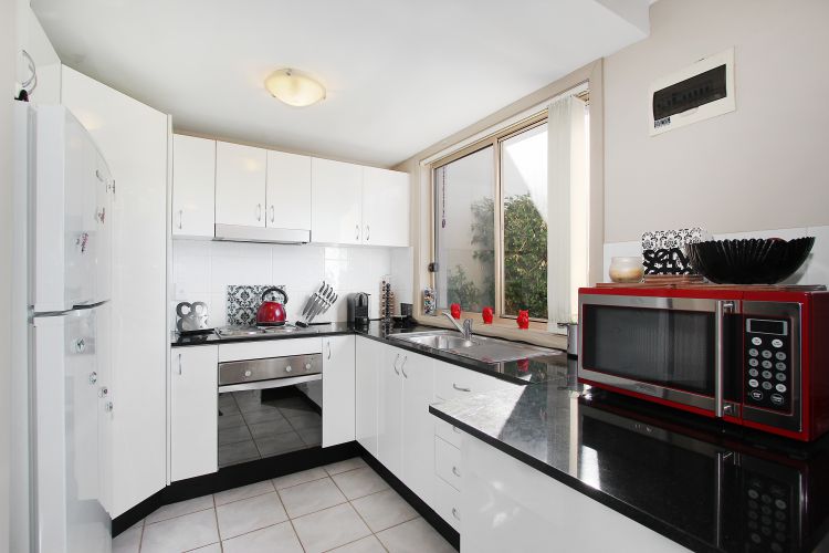 3.21/29-31 Lexington Drive, SYDNEY, NSW, 2153,  - Thumbnail 2