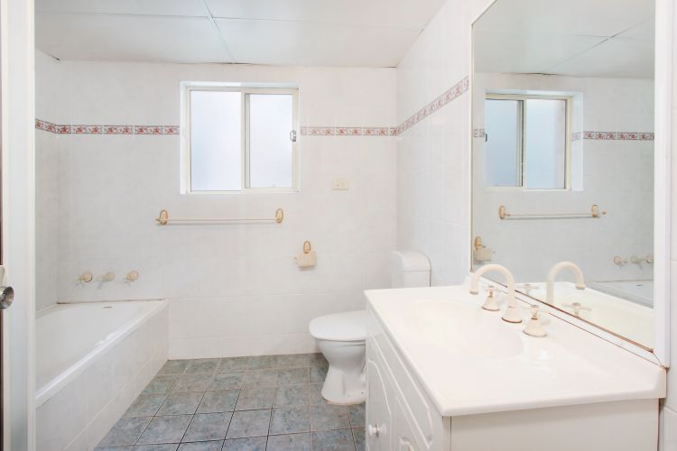 3.21/29-31 Lexington Drive, SYDNEY, NSW, 2153,  - Thumbnail 4