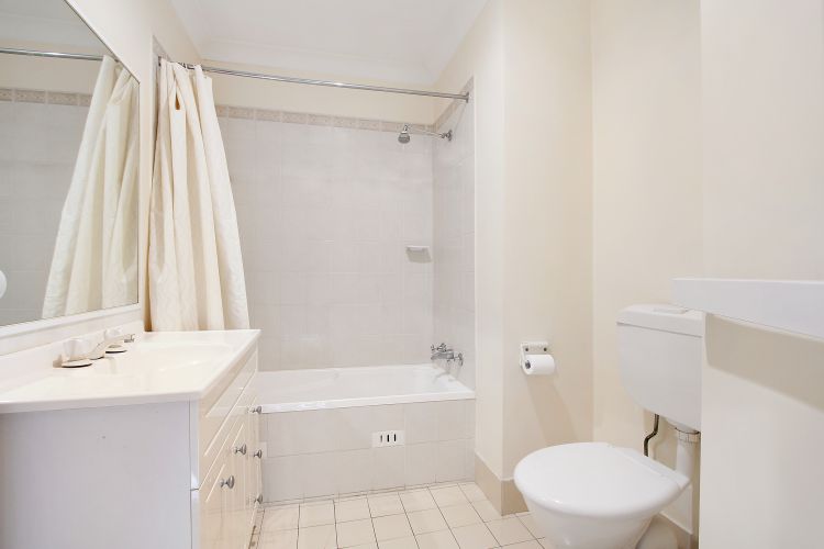 3.21/29-31 Lexington Drive, SYDNEY, NSW, 2153,  - Thumbnail 8
