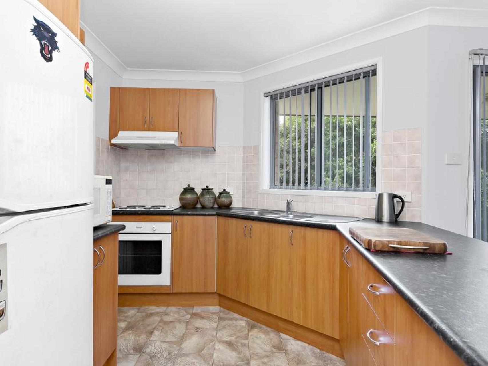 4/12-14 Barker Street, St Marys - Thumbnail 2