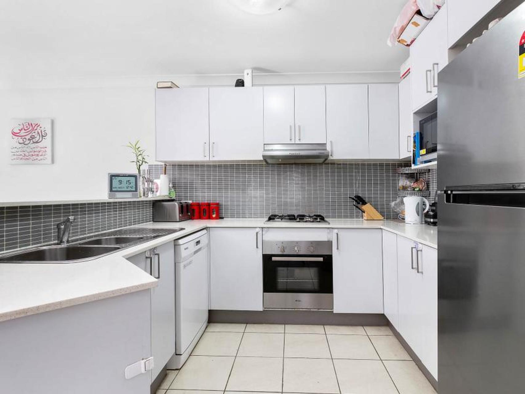 4/98-102 Victoria Street, Werrington - Thumbnail 3