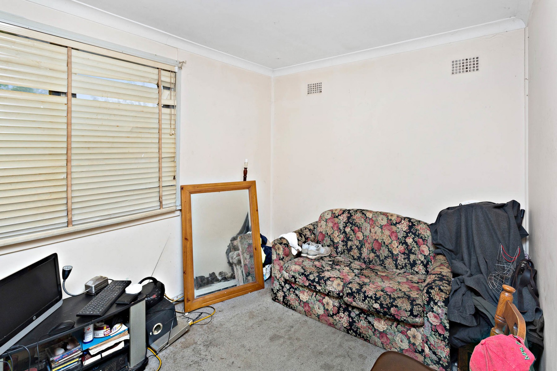 38 Hatherton Road, Lethbridge Park - Thumbnail 3
