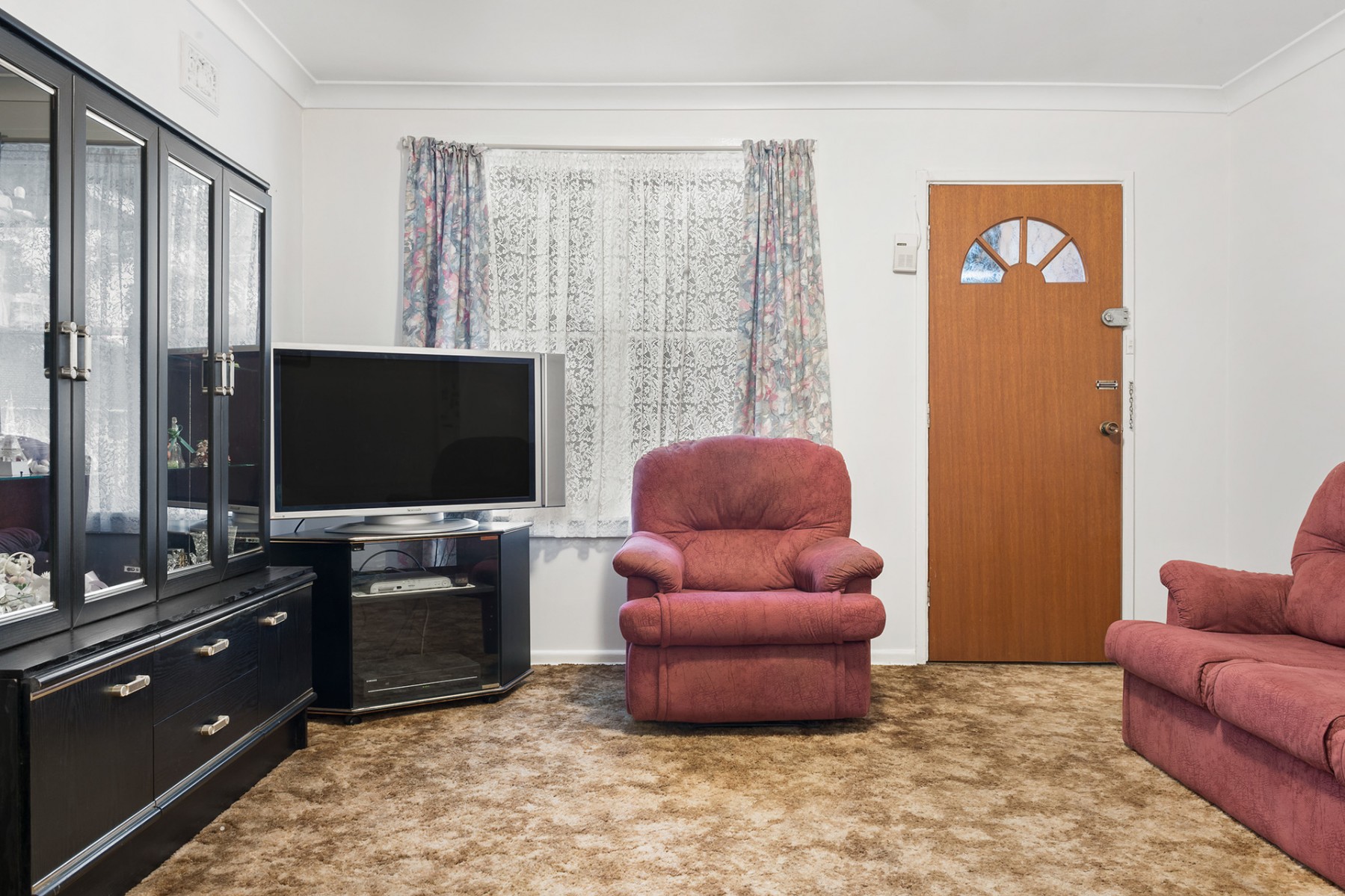 7 Lingayen Avenue, Lethbridge Park - Thumbnail 3