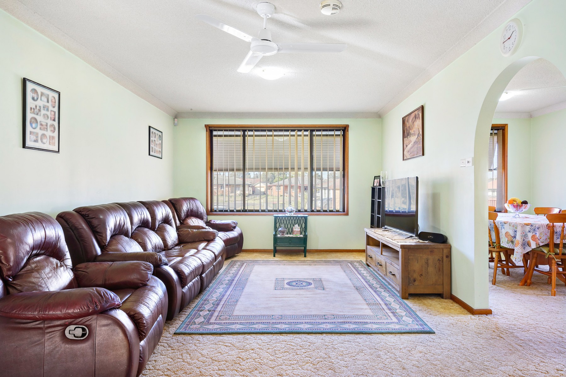 22 Hasselburgh Road, Tregear - Thumbnail 3