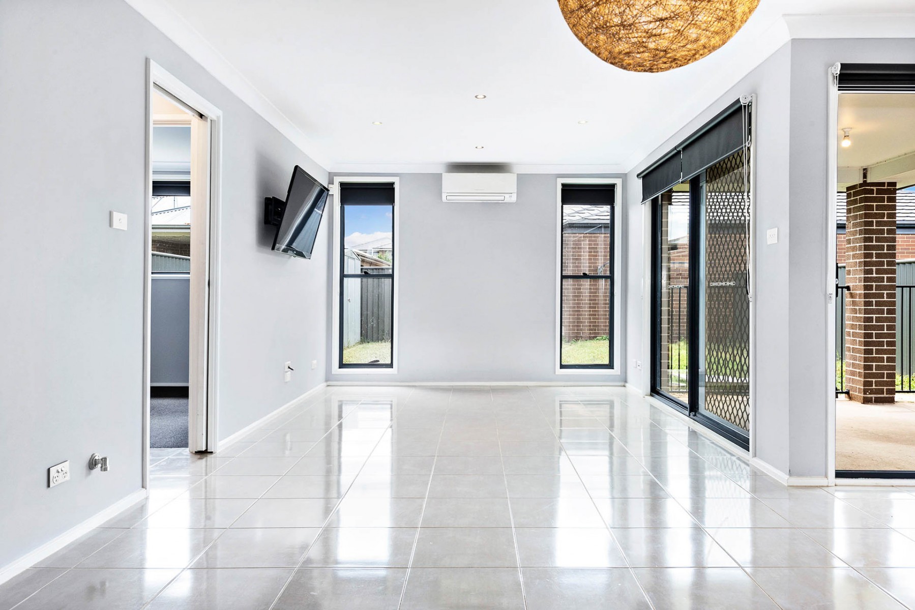 34  Gilroy Street, Ropes Crossing - Thumbnail 2
