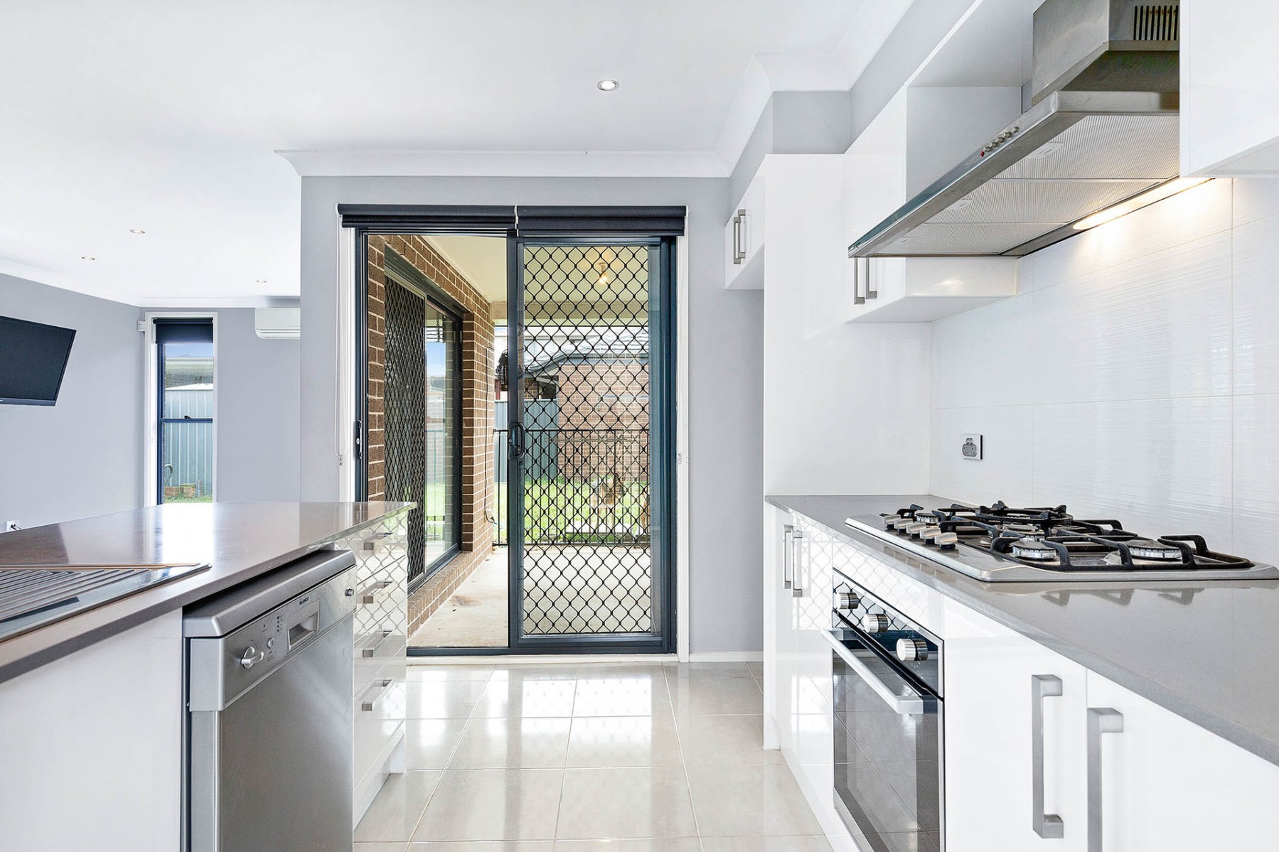 34  Gilroy Street, Ropes Crossing - Thumbnail 3