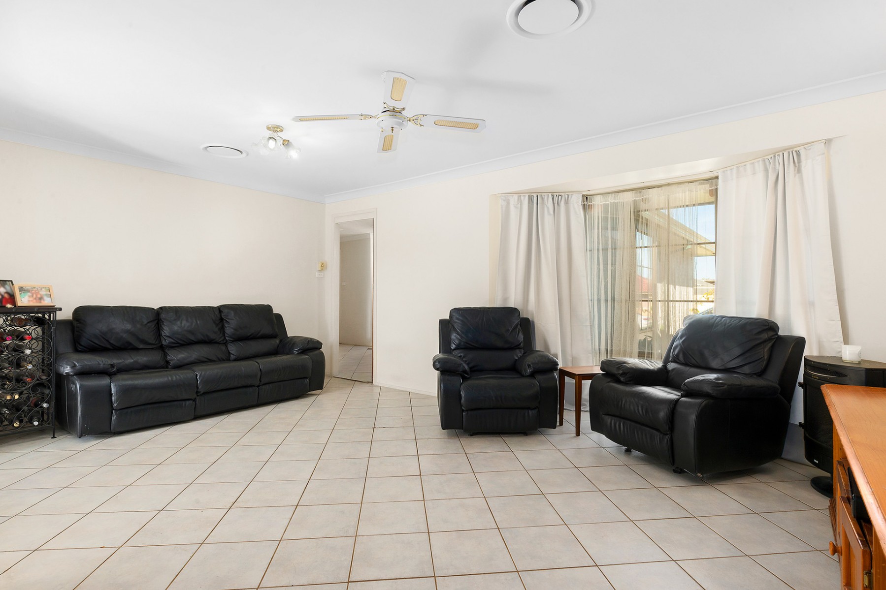 11 Dunbar Avenue, Werrington County - Thumbnail 4
