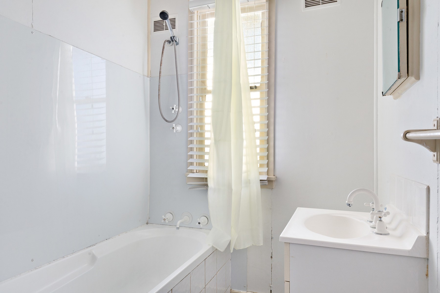 38 Gasmata Crescent, Whalan - Thumbnail 5