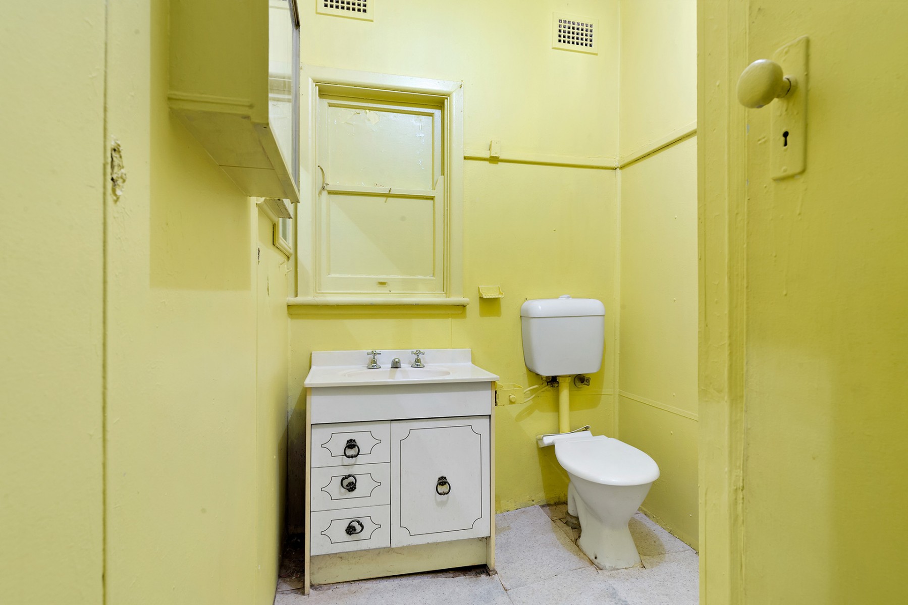 1 White Parade, St Marys - Thumbnail 5