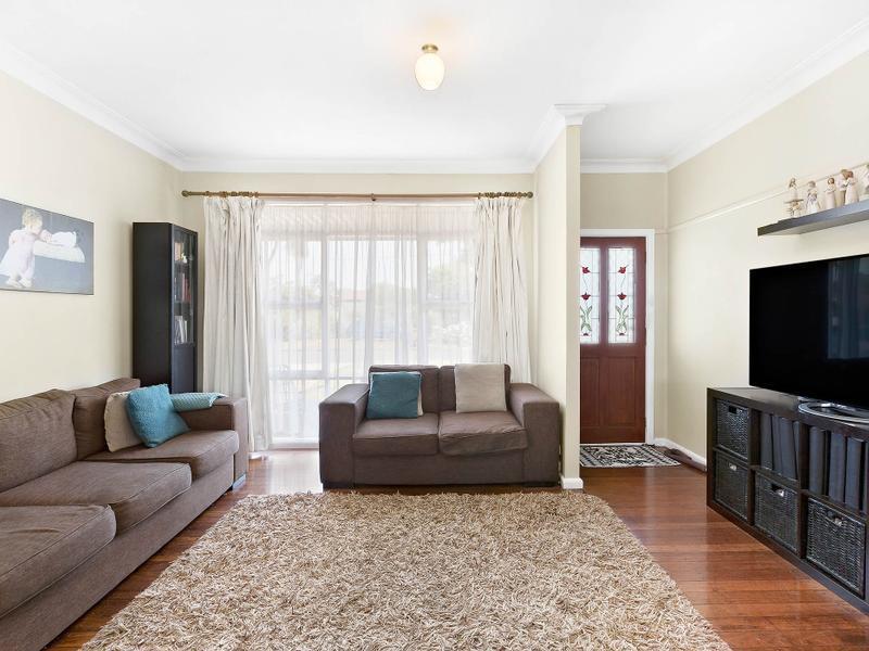25 Gregory Avenue, Oxley Park - Thumbnail 4