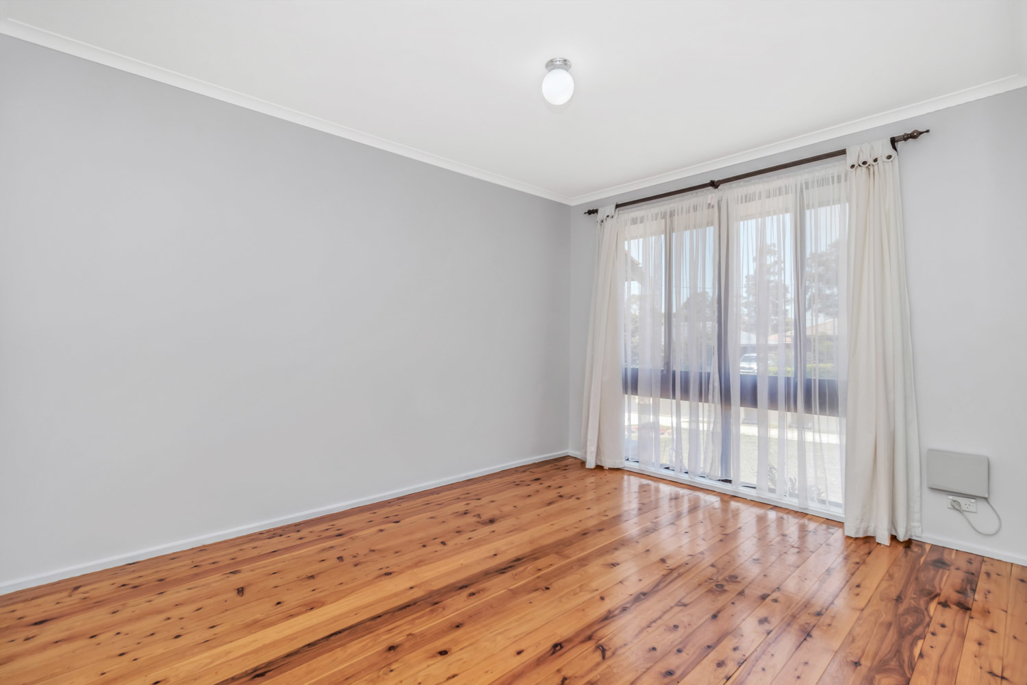 12 Lewis Road, Cambridge Gardens - Thumbnail 7