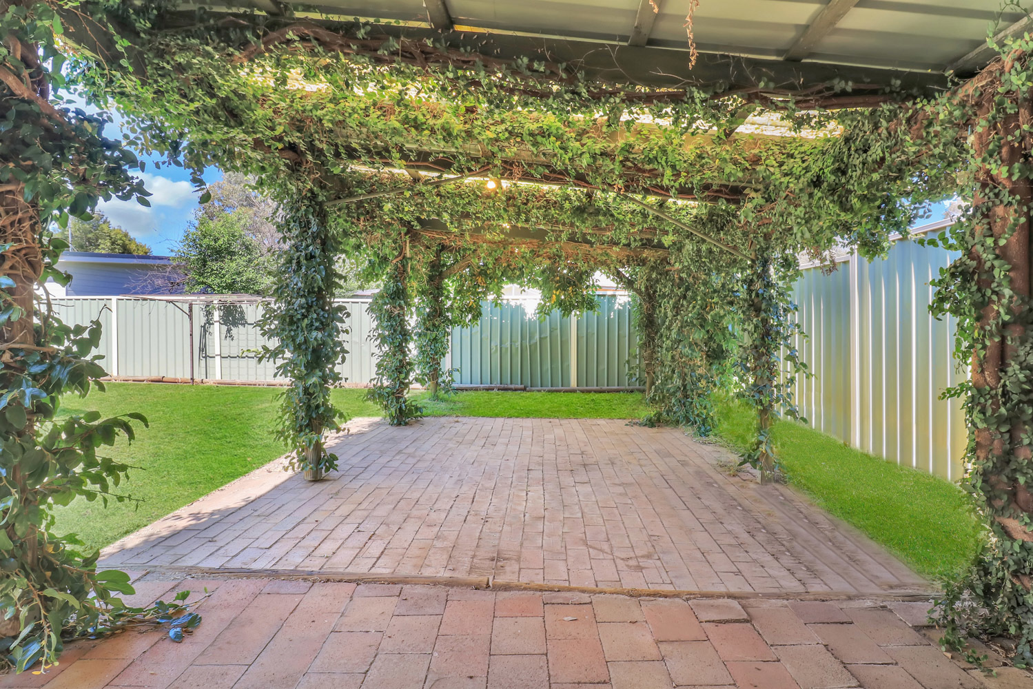 113 Captain Cook Drive, Willmot - Thumbnail 2