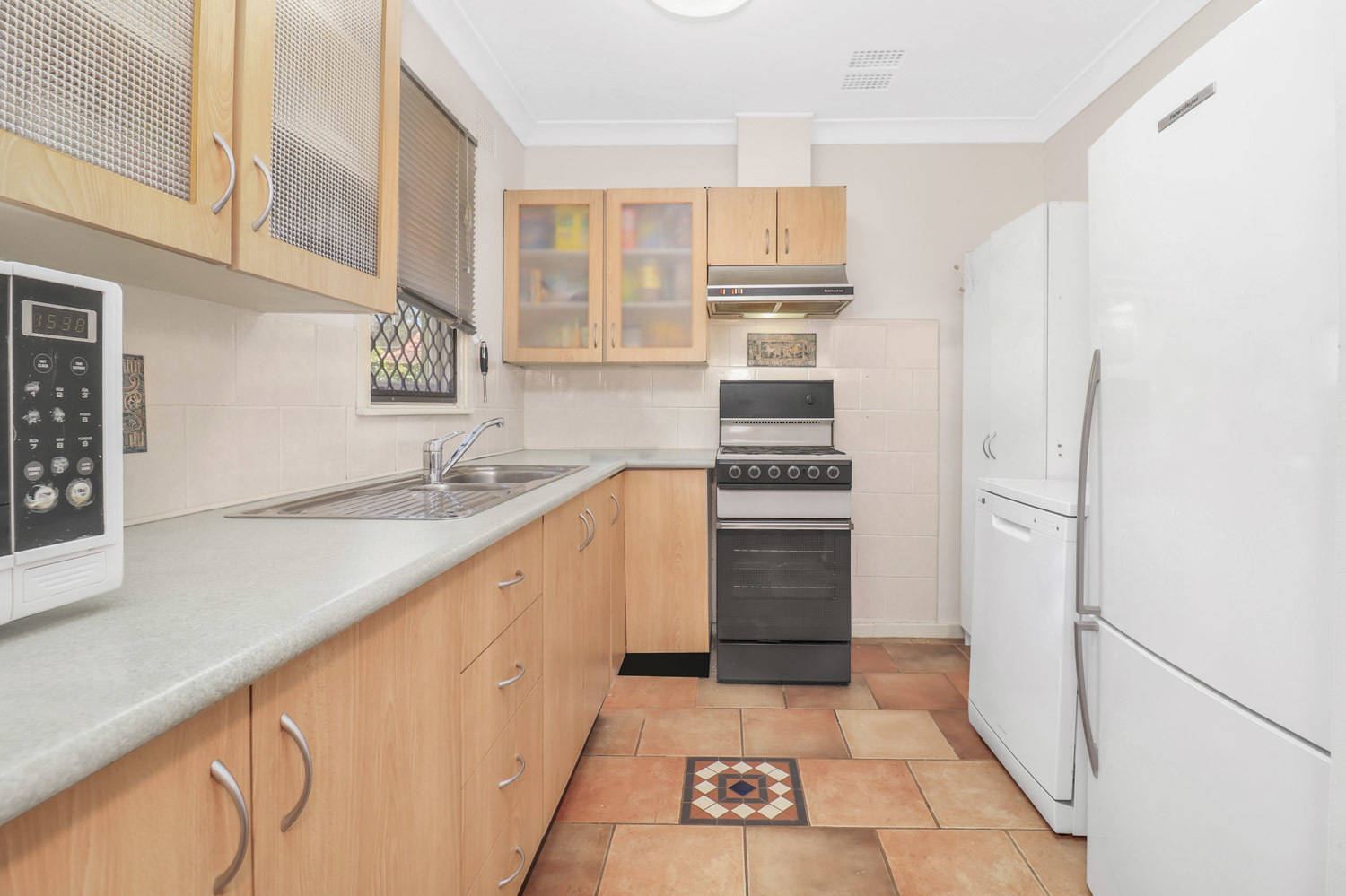 113 Captain Cook Drive, Willmot - Thumbnail 3