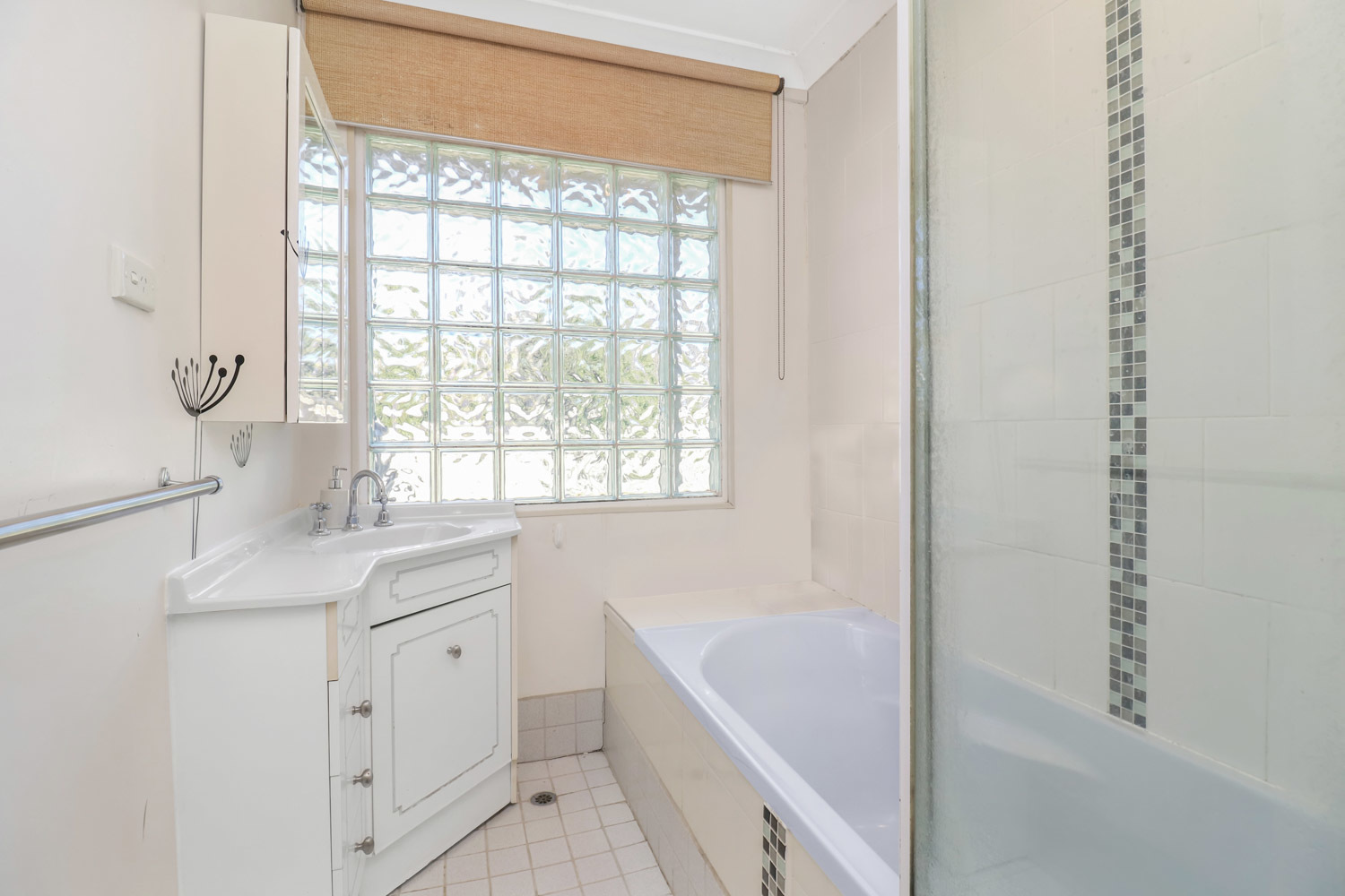 113 Captain Cook Drive, Willmot - Thumbnail 5