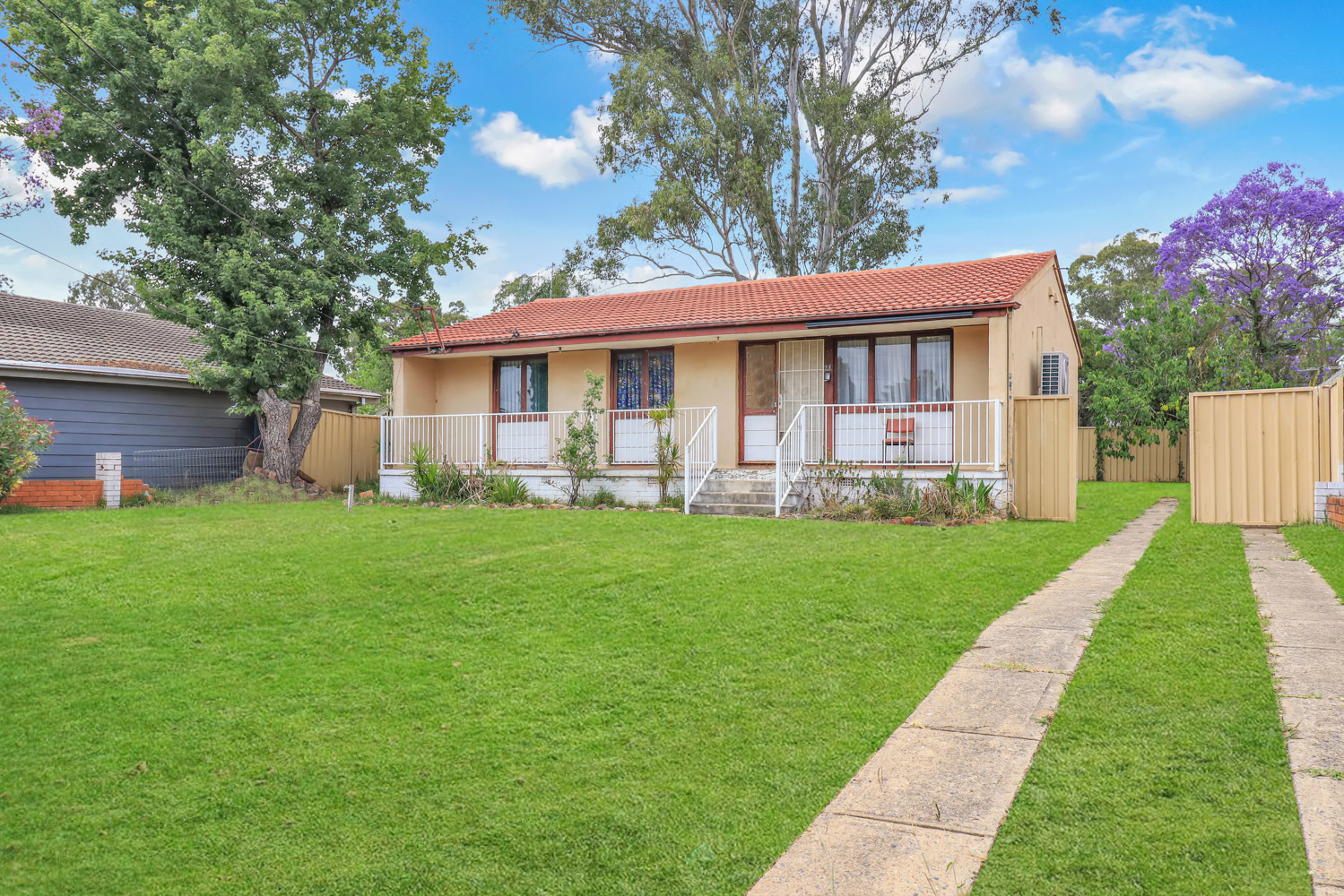 21 Livingston Avenue, Dharruk - Image 1