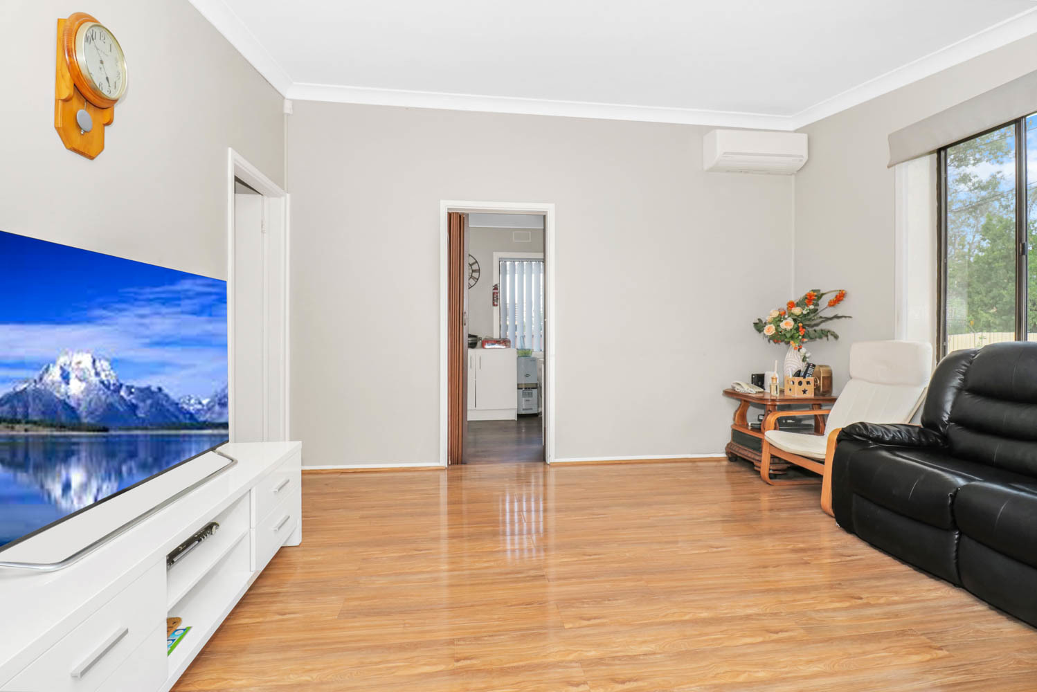 22 Palmyra Avenue, Lethbridge Park - Thumbnail 3