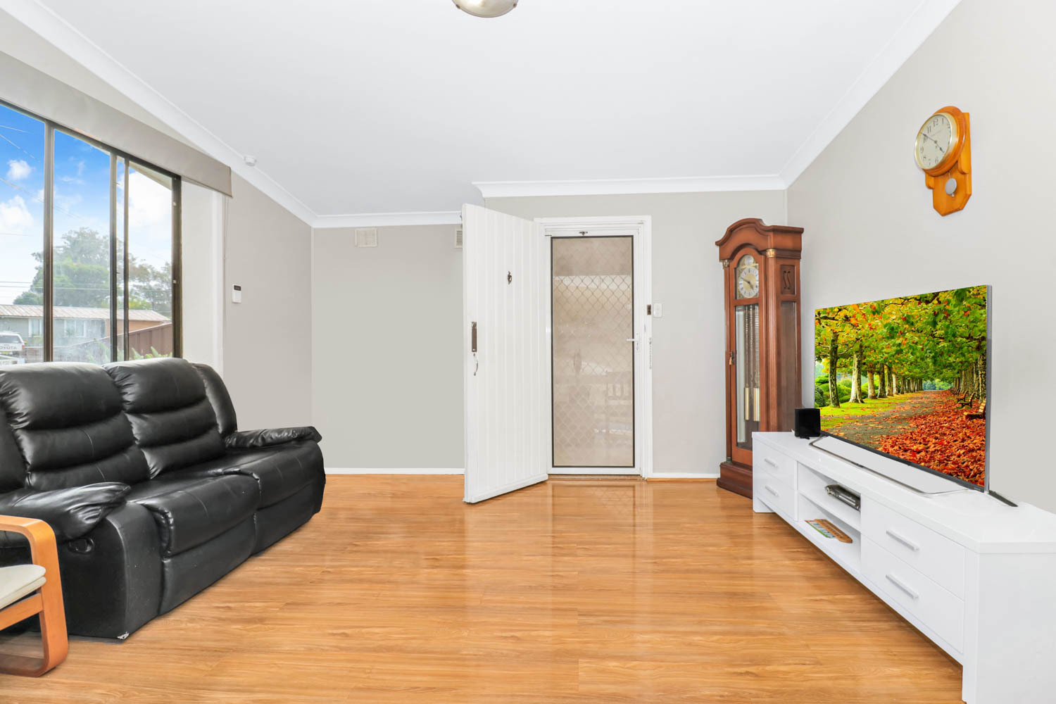 22 Palmyra Avenue, Lethbridge Park - Thumbnail 4