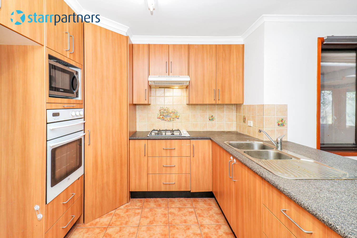 24 Kestrel Crescent, Erskine Park - Thumbnail 2