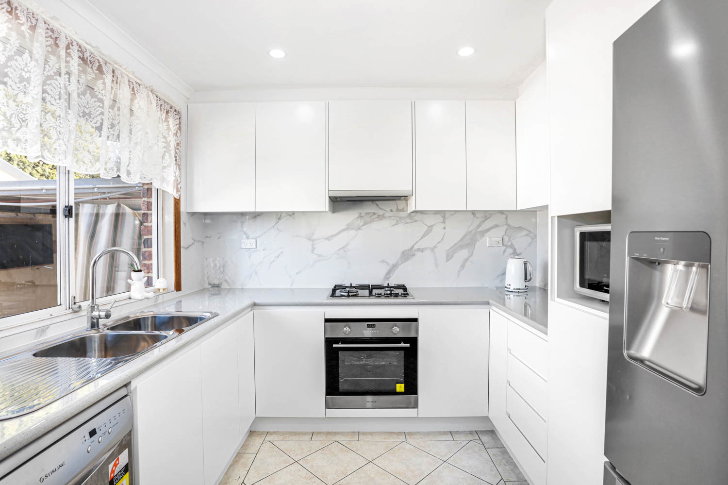 8 Ree Place, St Clair - Thumbnail 2