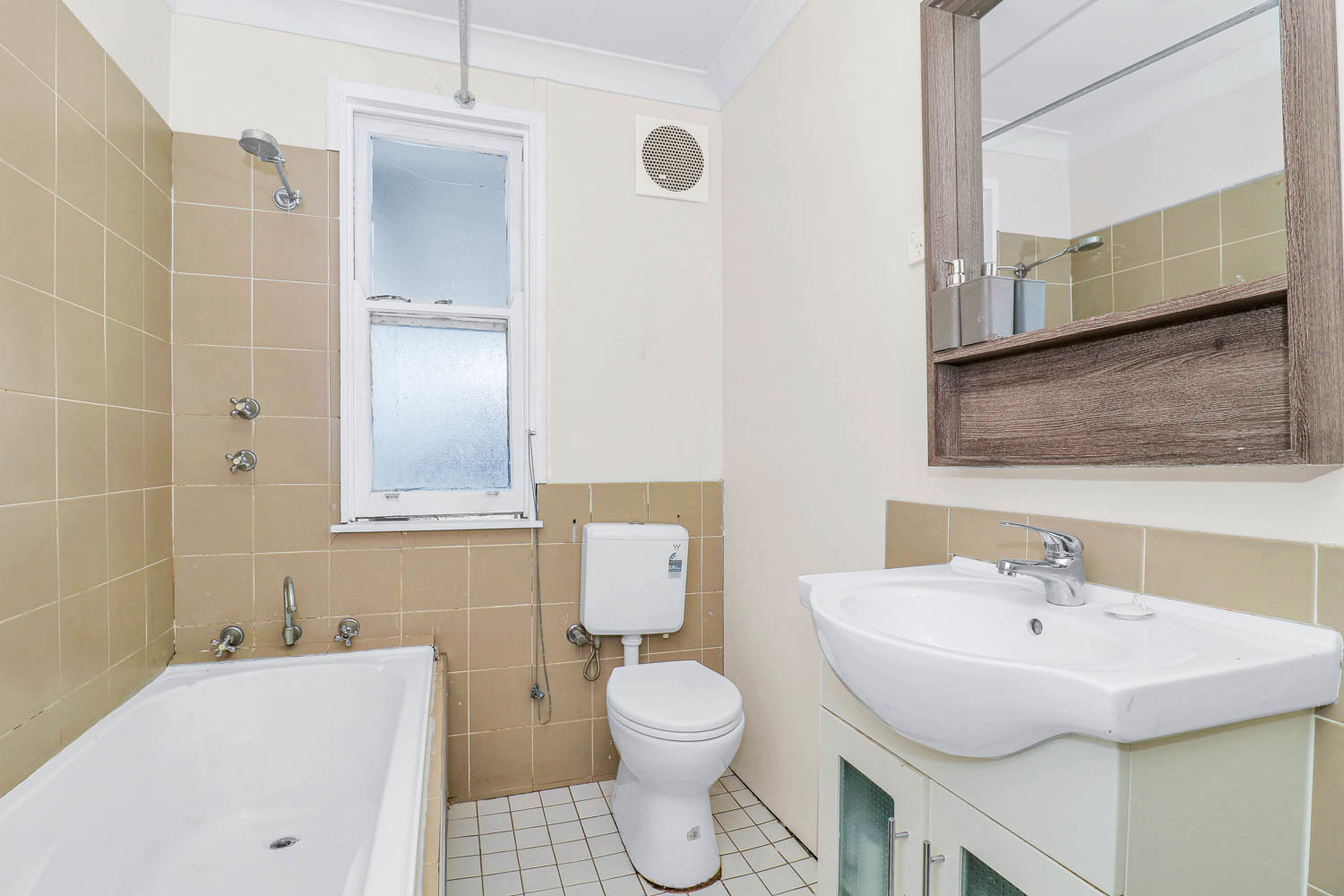 18 Feramin Avenue, Whalan - Thumbnail 7