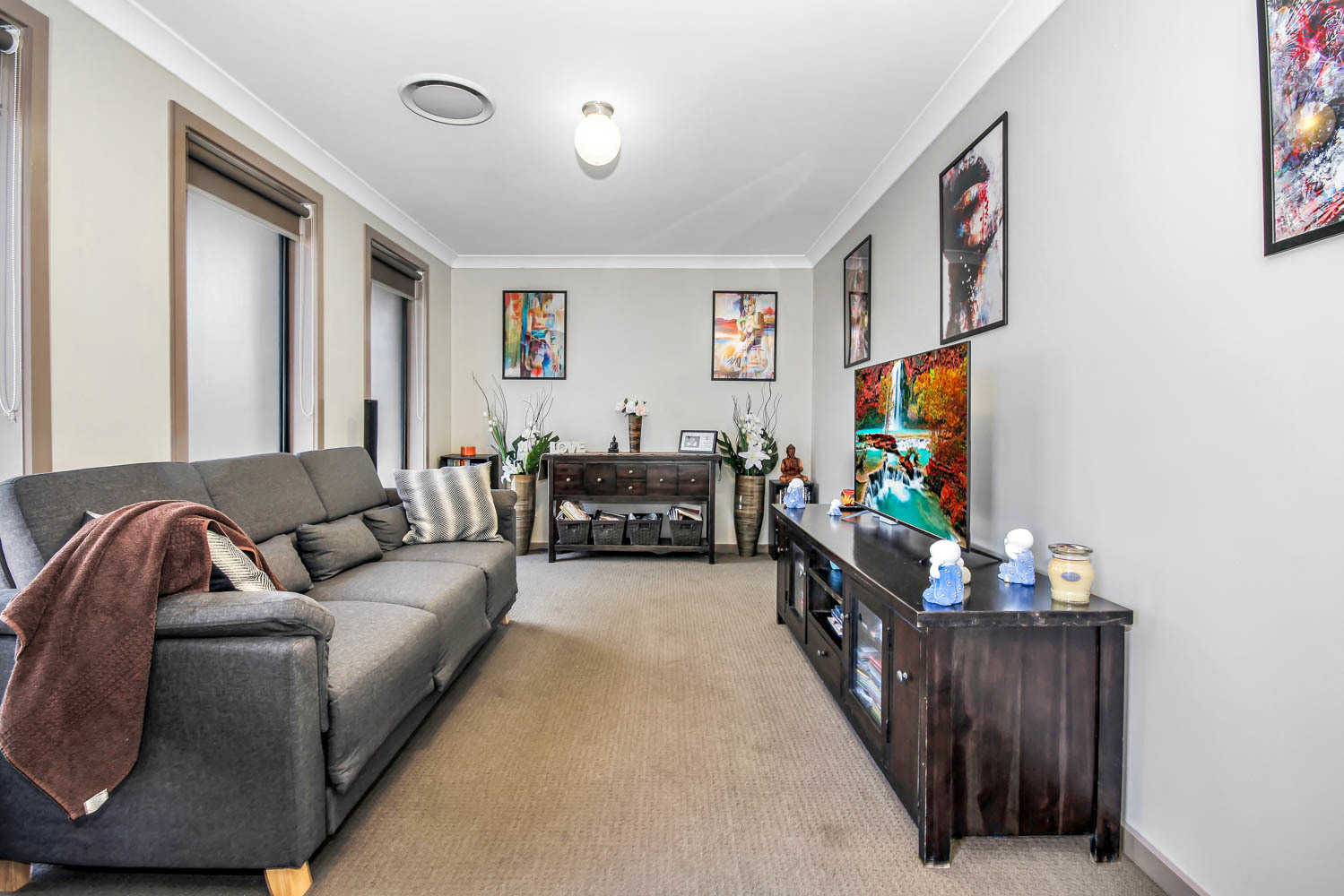 53 Bluebell Crescent, Ropes Crossing - Thumbnail 4