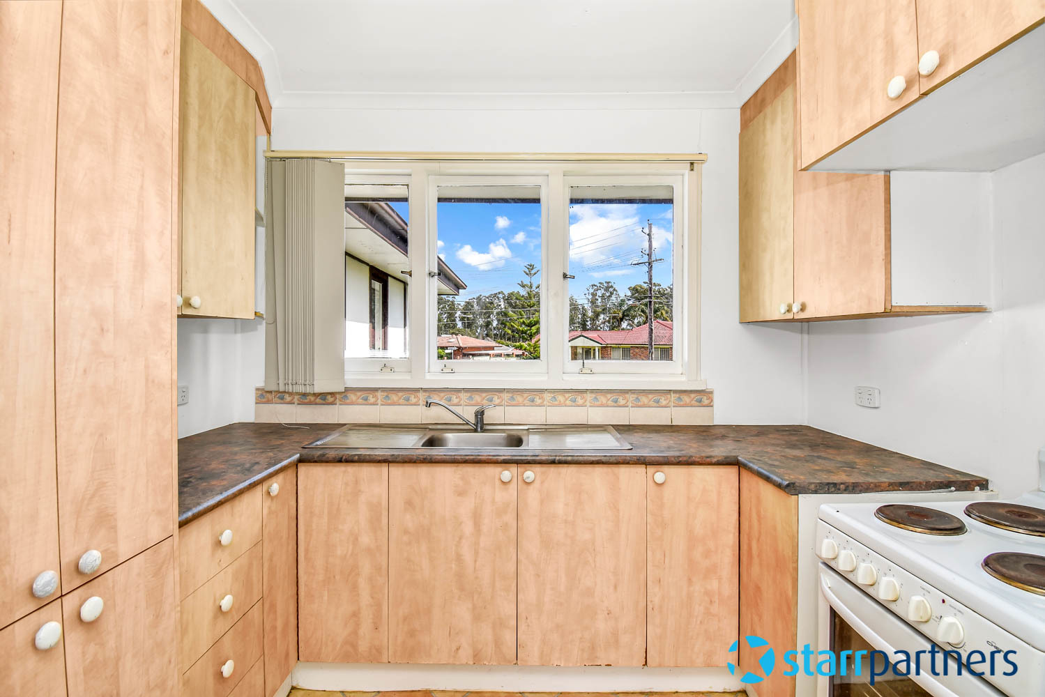 5 Keesing Crescent, Blackett - Thumbnail 2
