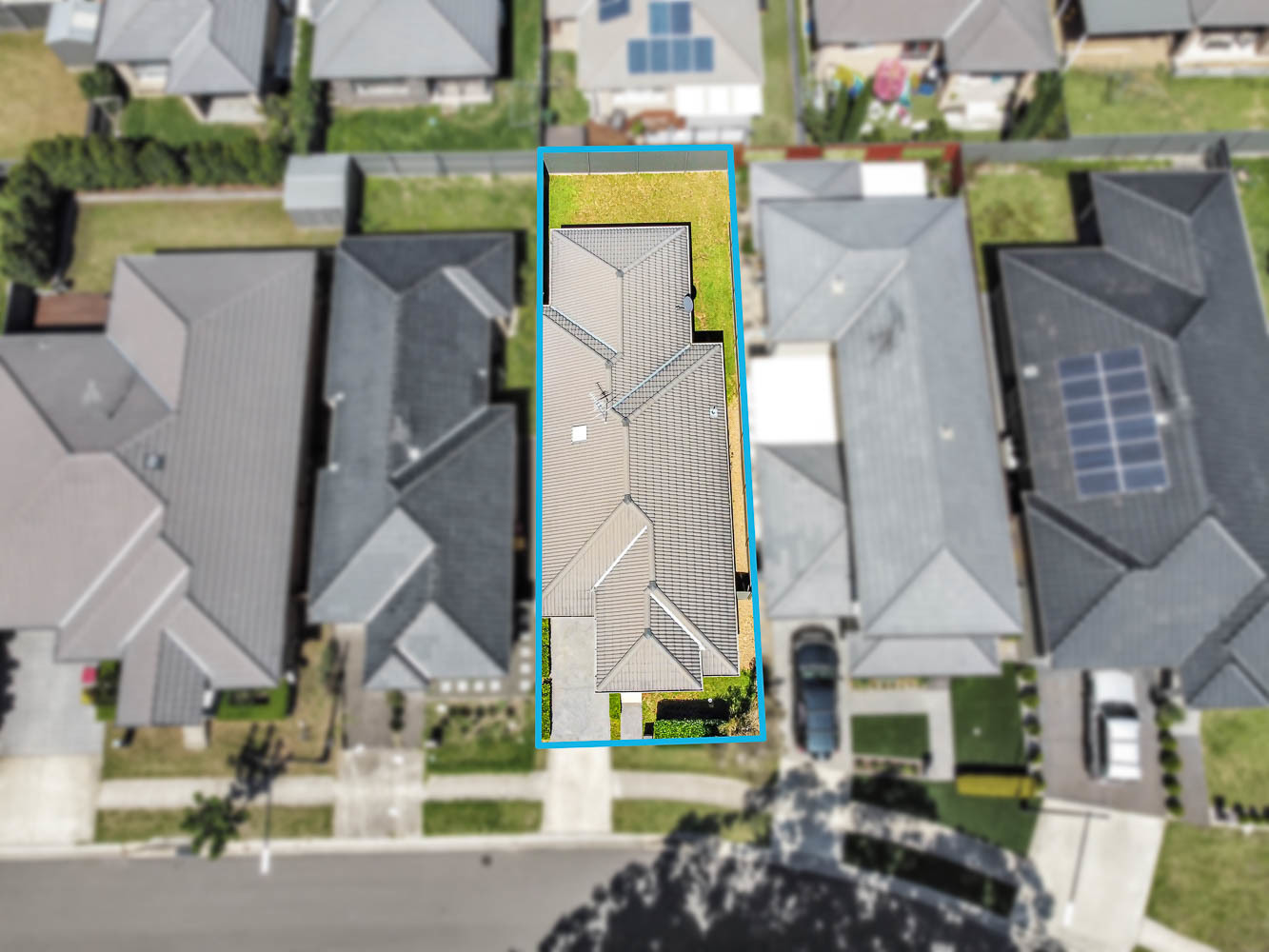 8 Blackthorn Place, Ropes Crossing - Thumbnail 7