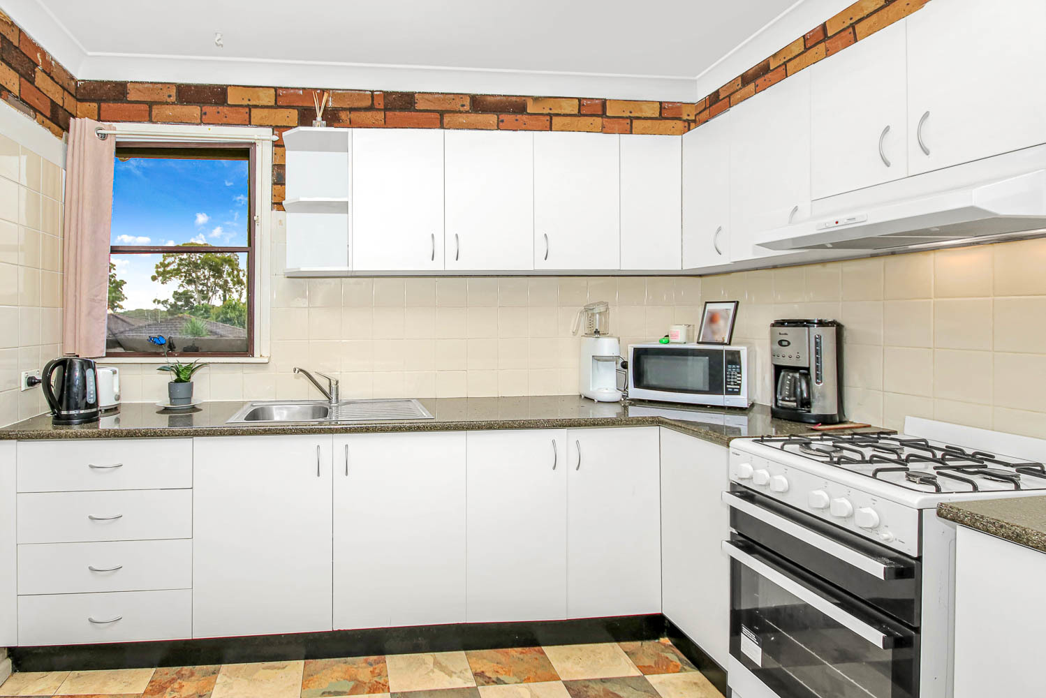1 Freya Crescent, Shalvey - Thumbnail 4