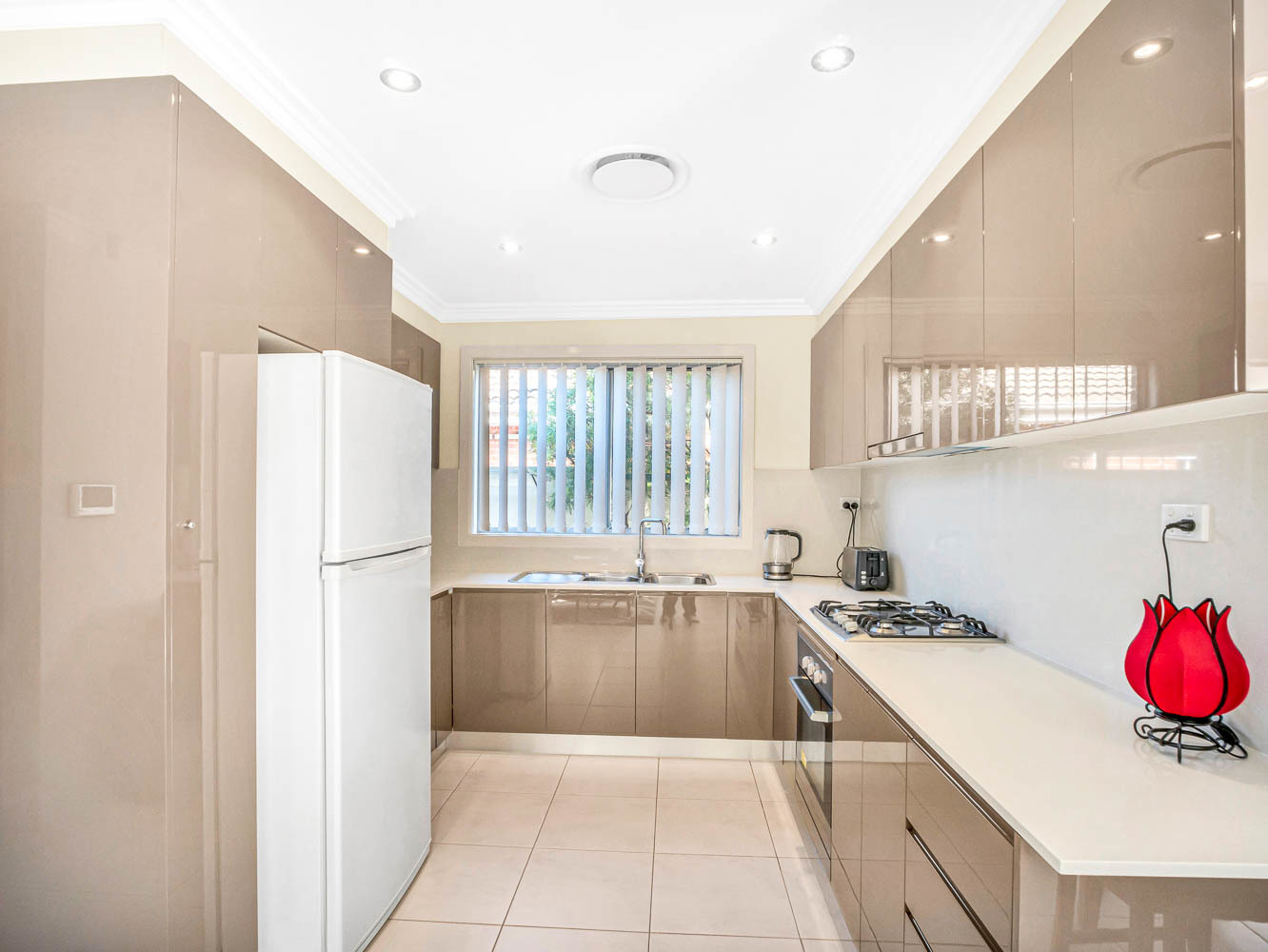 1/48 Canberra Street, Oxley Park - Thumbnail 2