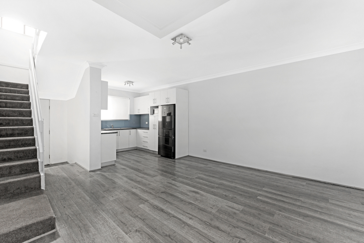 3/2A Condamine Street, Campbelltown - Thumbnail 2