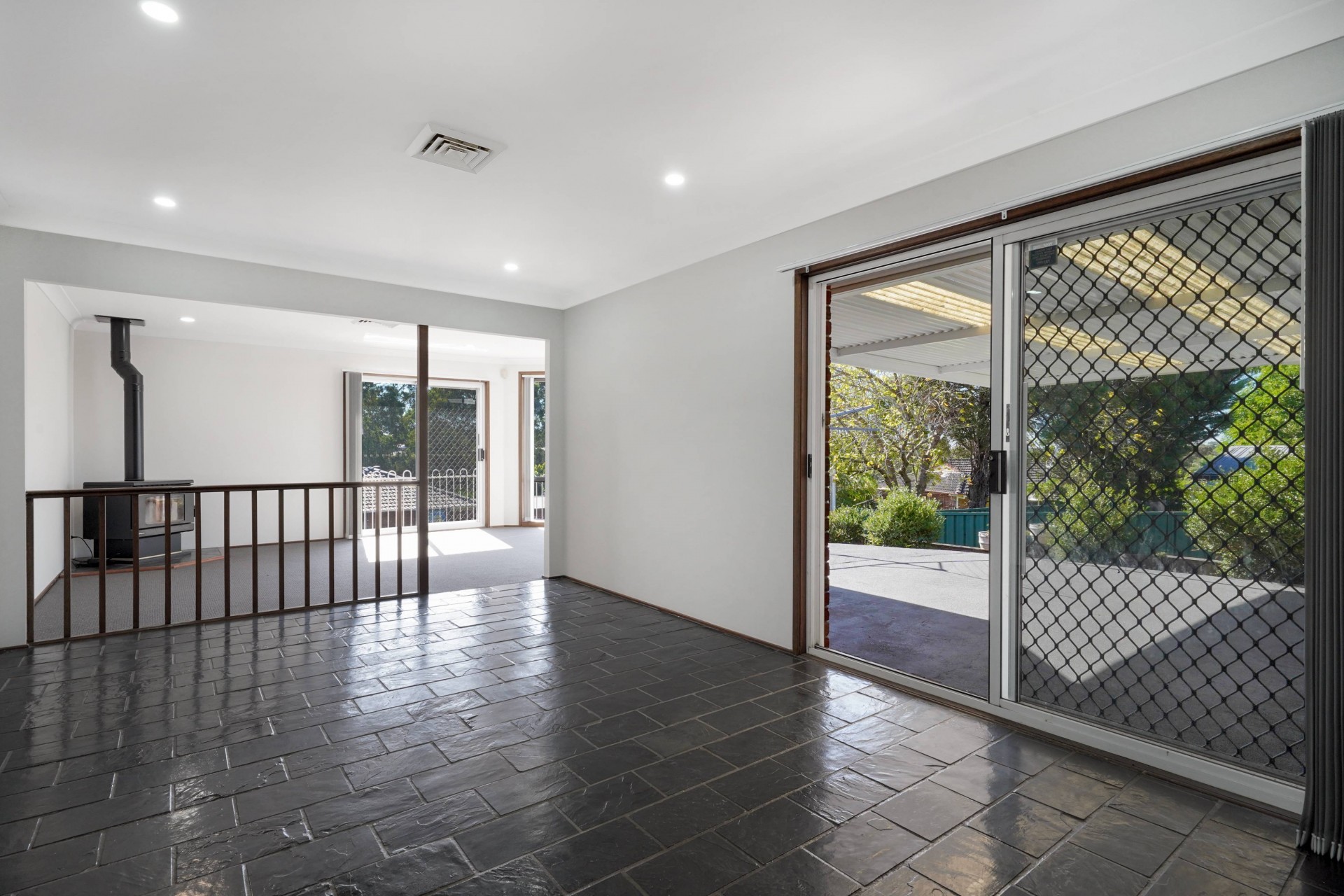 29 Frontignan Street, Eschol Park - Thumbnail 6