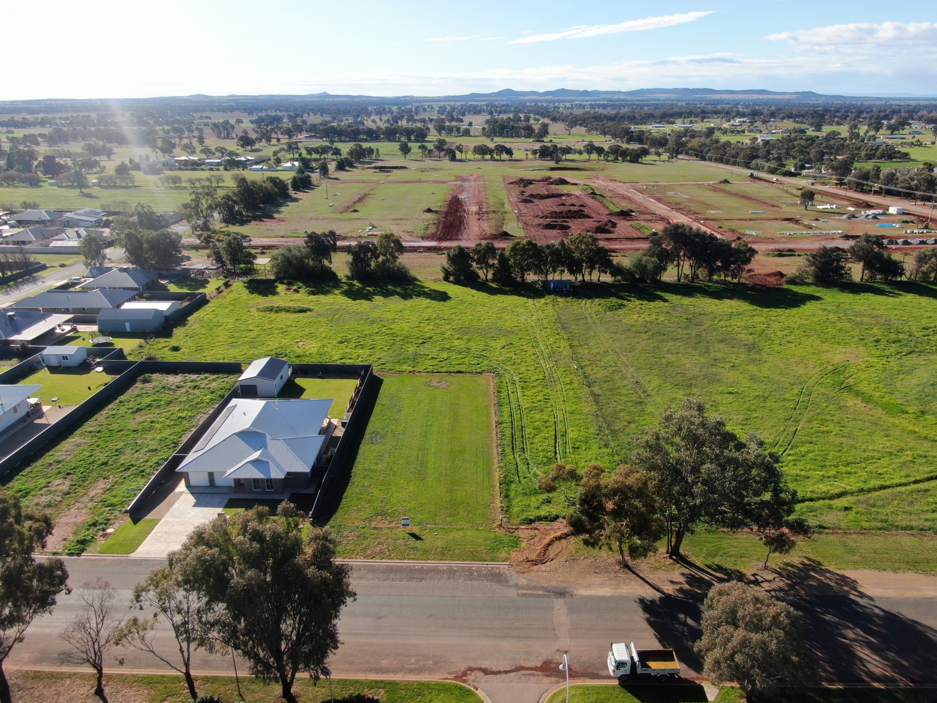 195 Kitchener Road, Temora - Thumbnail 2