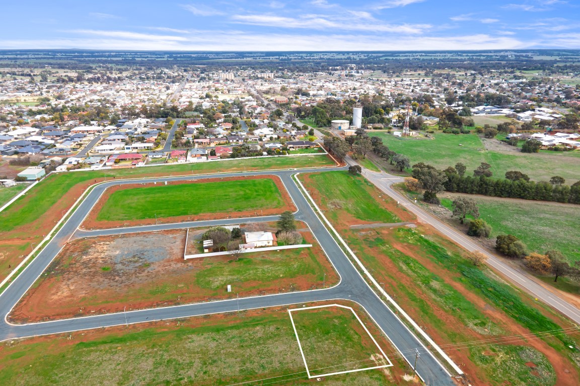 1 Becker Street, Temora - Thumbnail 8