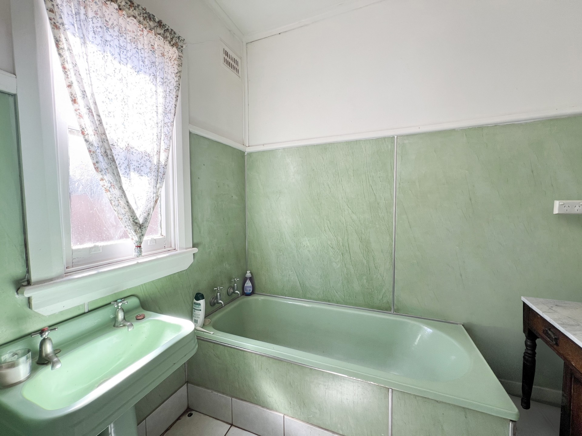 50 Gilbert Street, Wyalong - Thumbnail 8