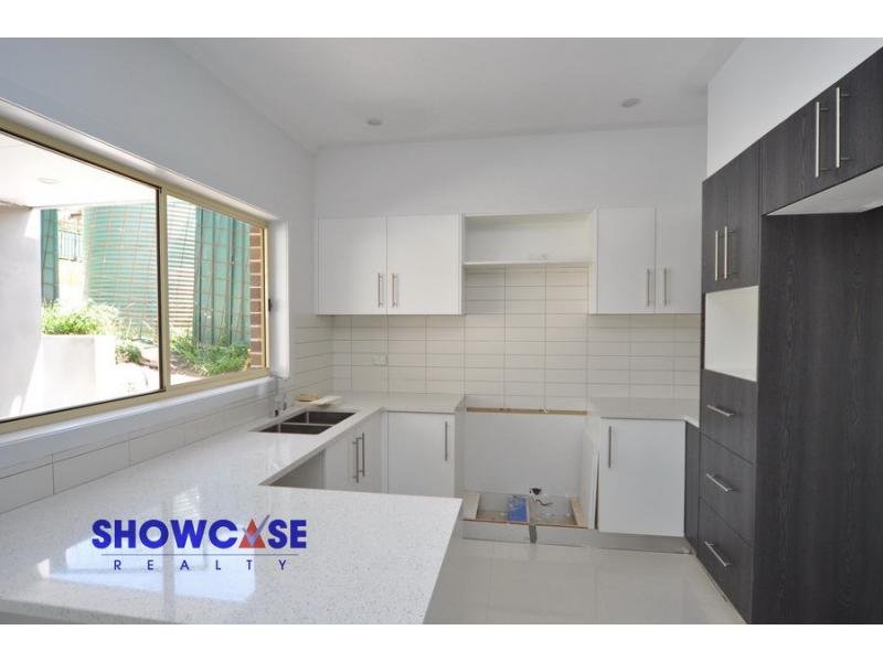 Real Estate in Dundas Valley