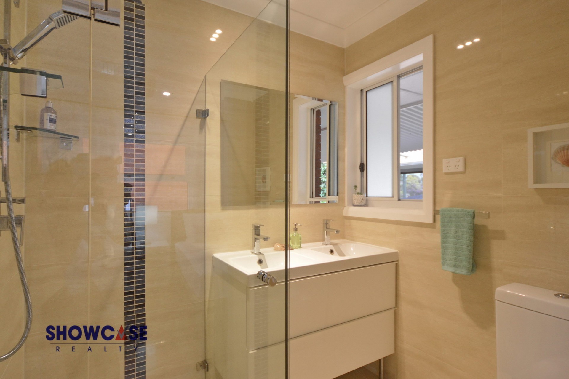Real Estate in Carlingford