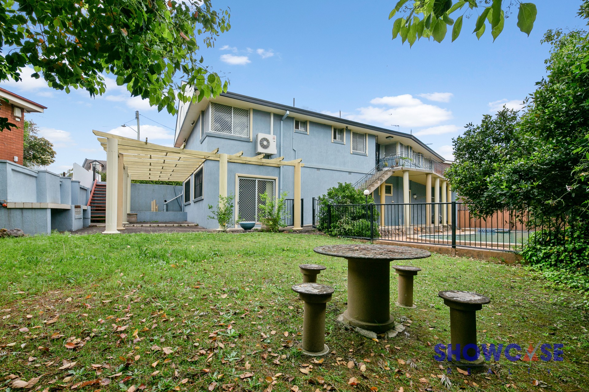 Real Estate in Carlingford