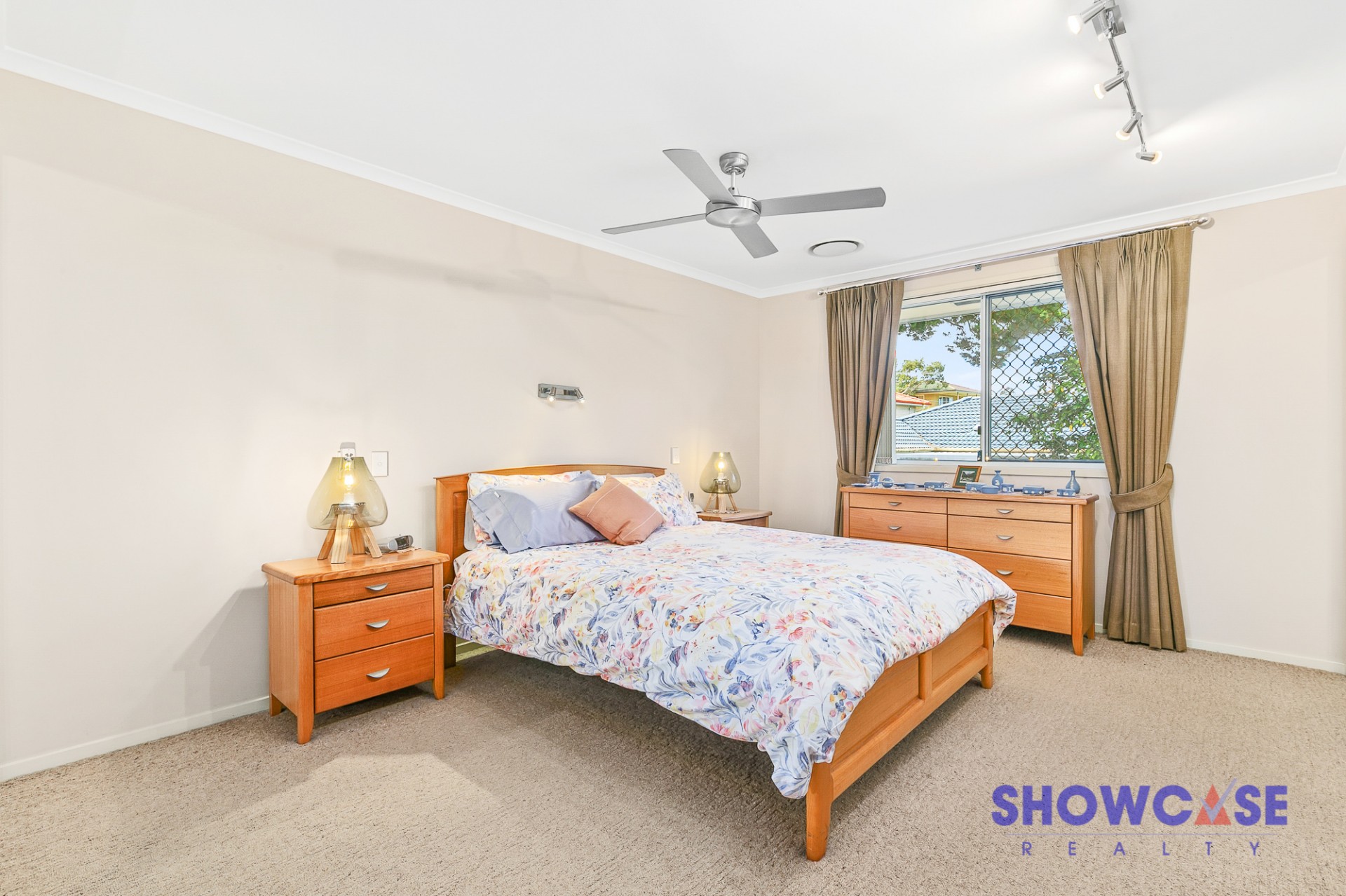 Real Estate in Carlingford