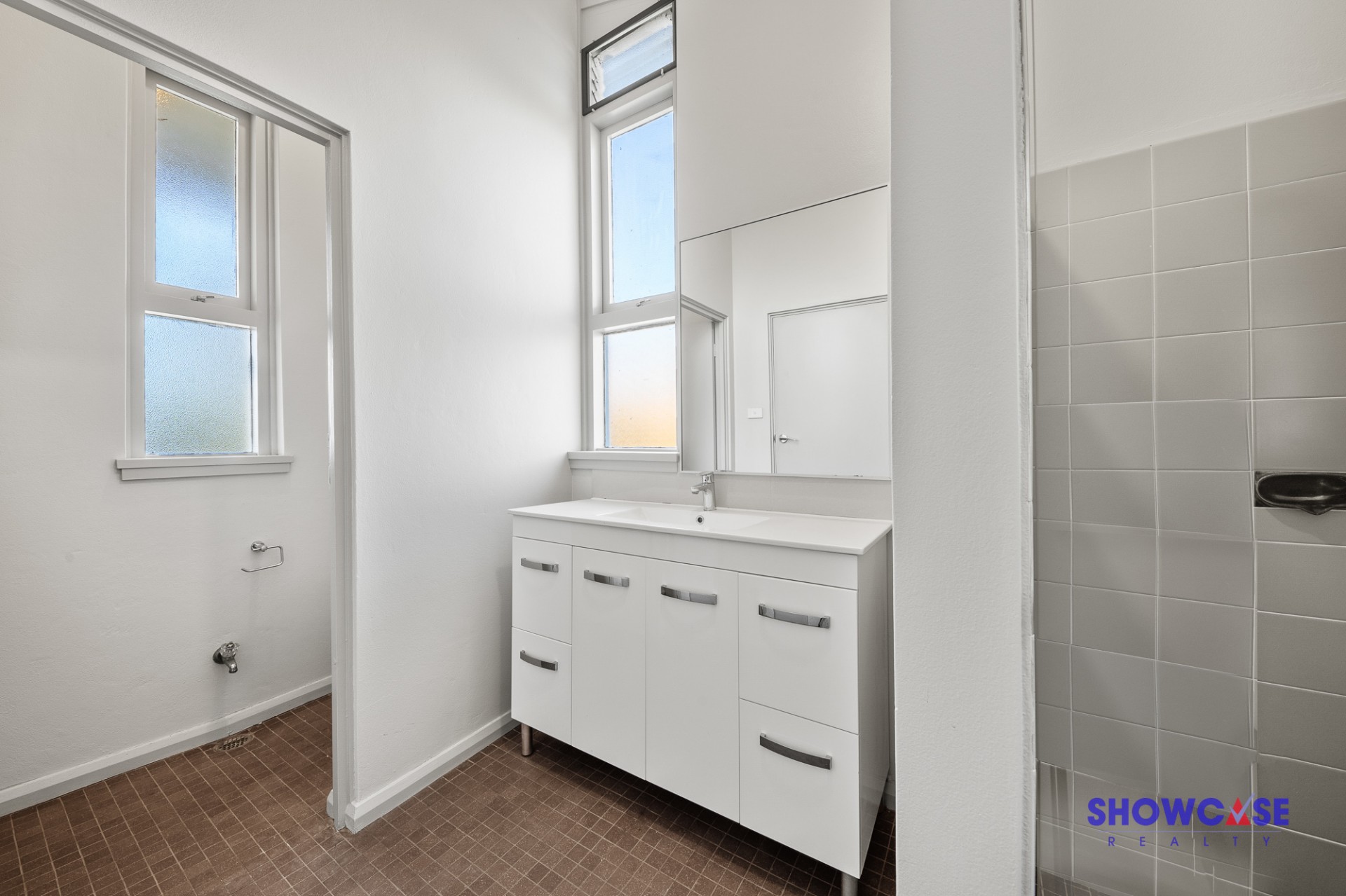 Real Estate in Carlingford