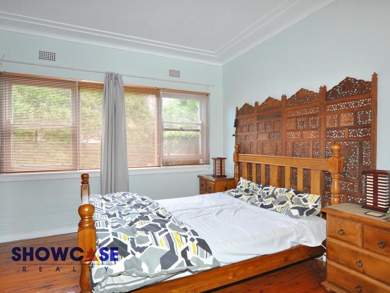 Open for inspection in Dundas