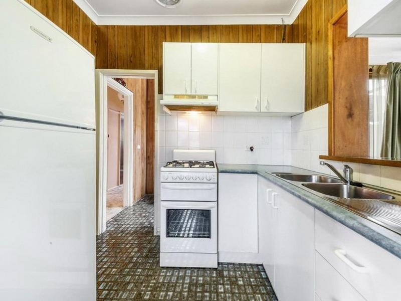 Real Estate in Dundas Valley