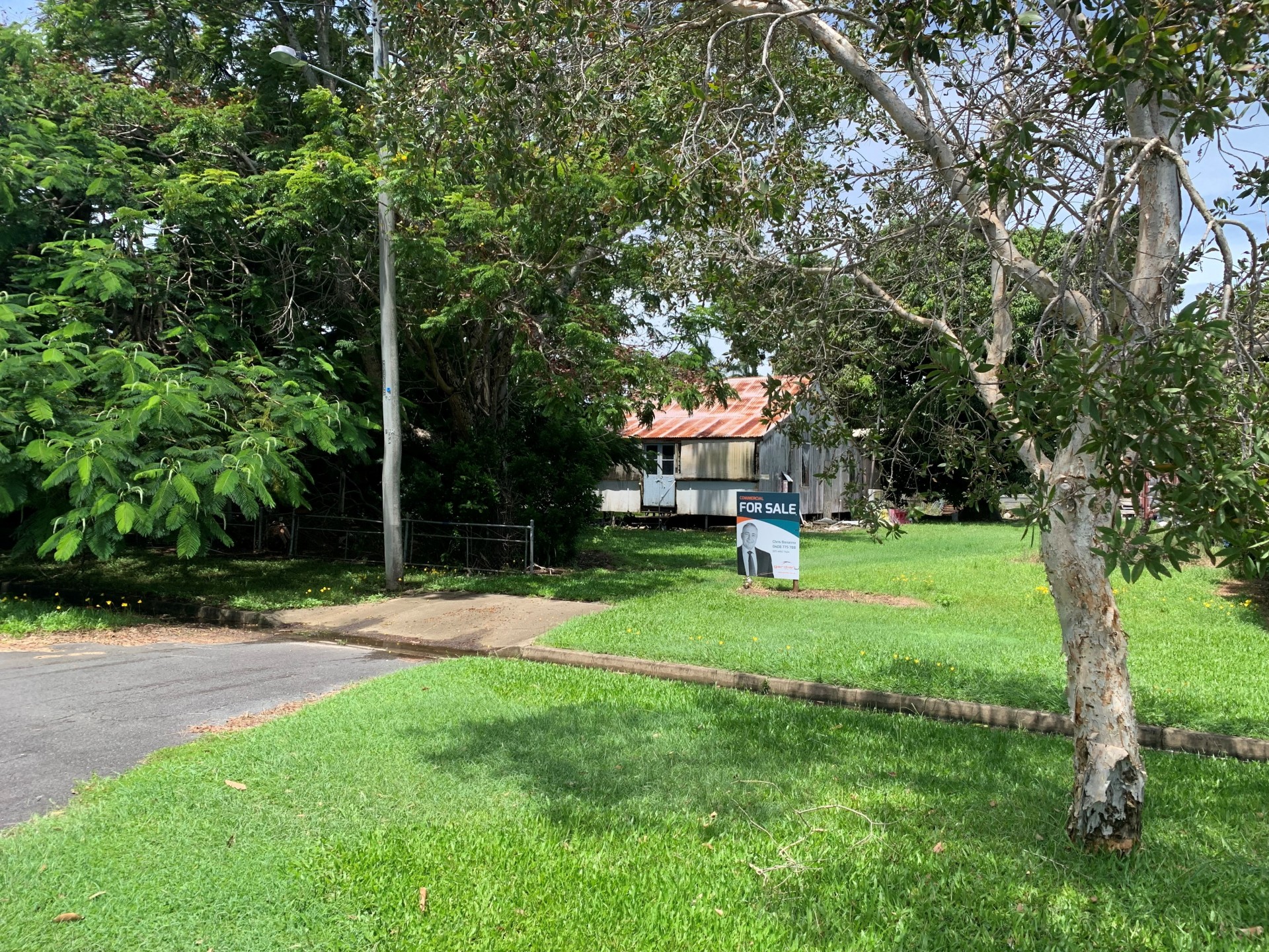 11 & 15 Byron Street, Mackay - Image 1