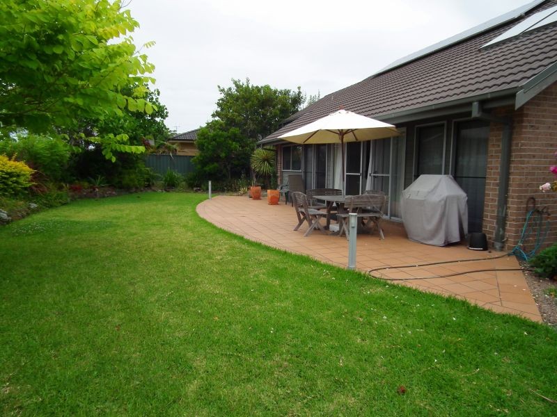 19 Bellevue Place, Hallidays Point > Andrews Gardner Real Estate