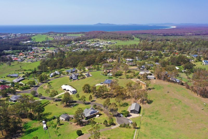 24 Headland Drive, Hallidays Point > Andrews Gardner Real Estate