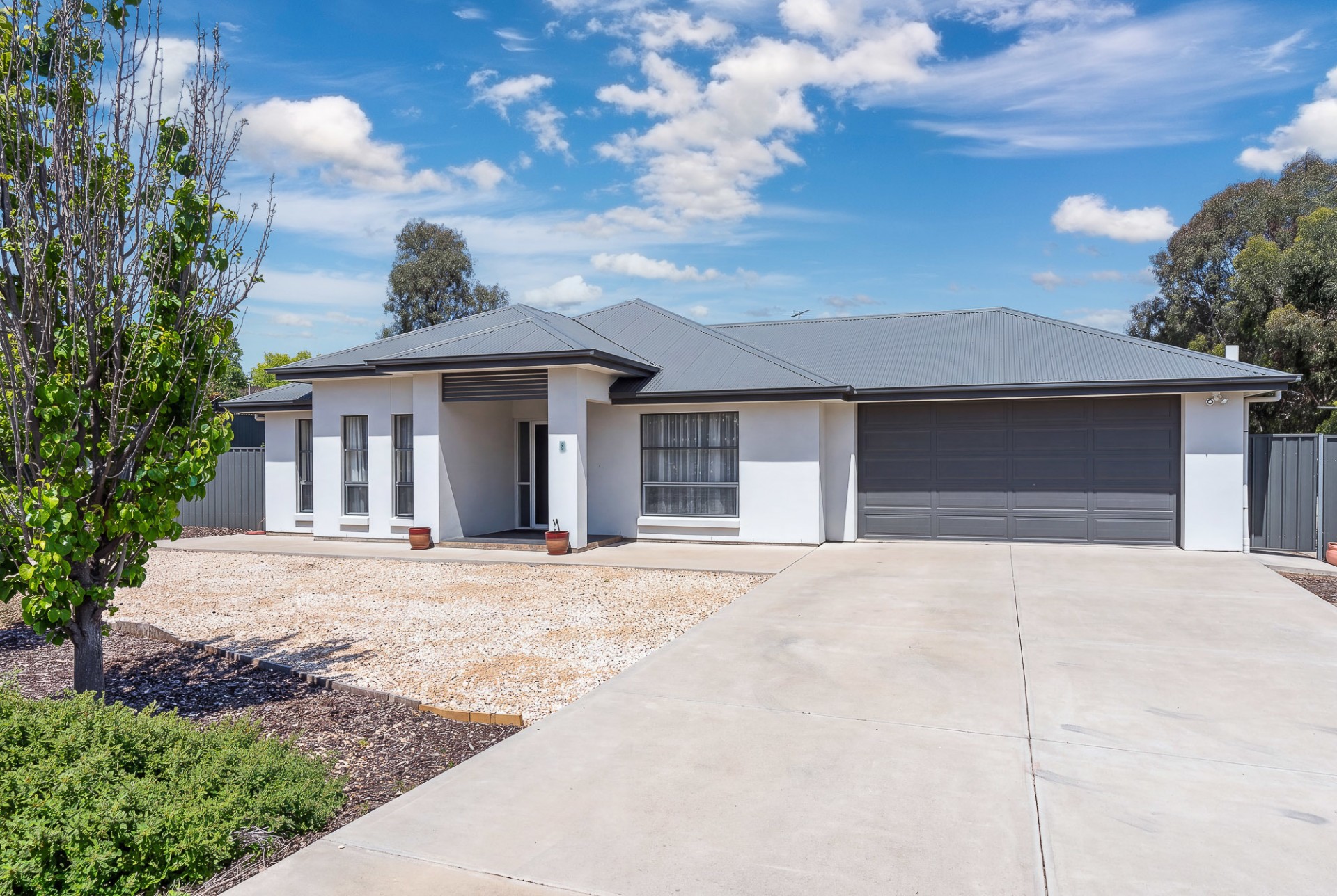 8 Glen Lossie, Murray Bridge East - Image 1