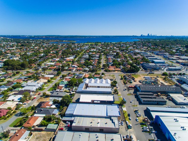 Real Estate in Myaree