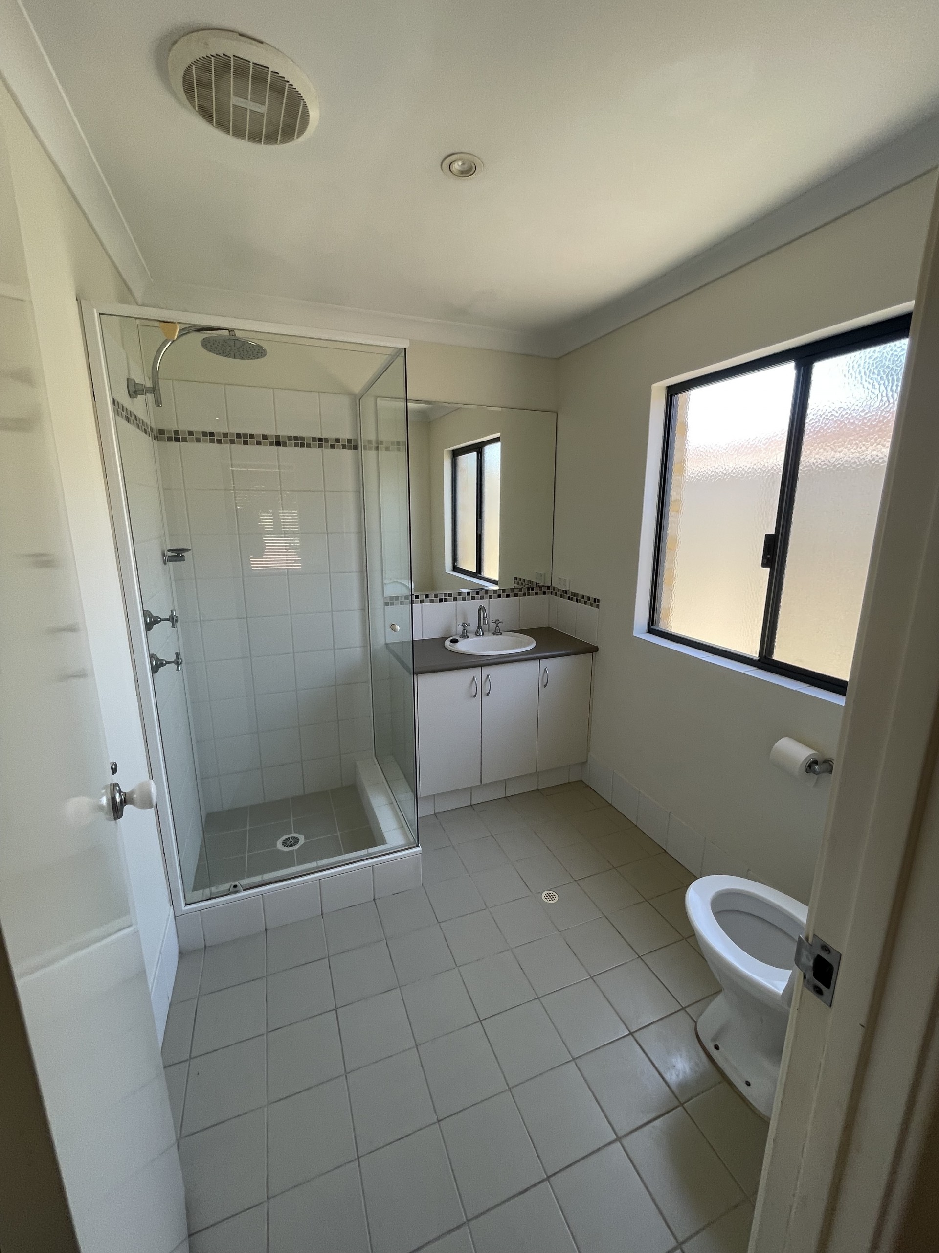 Brentwood real estate For Rent