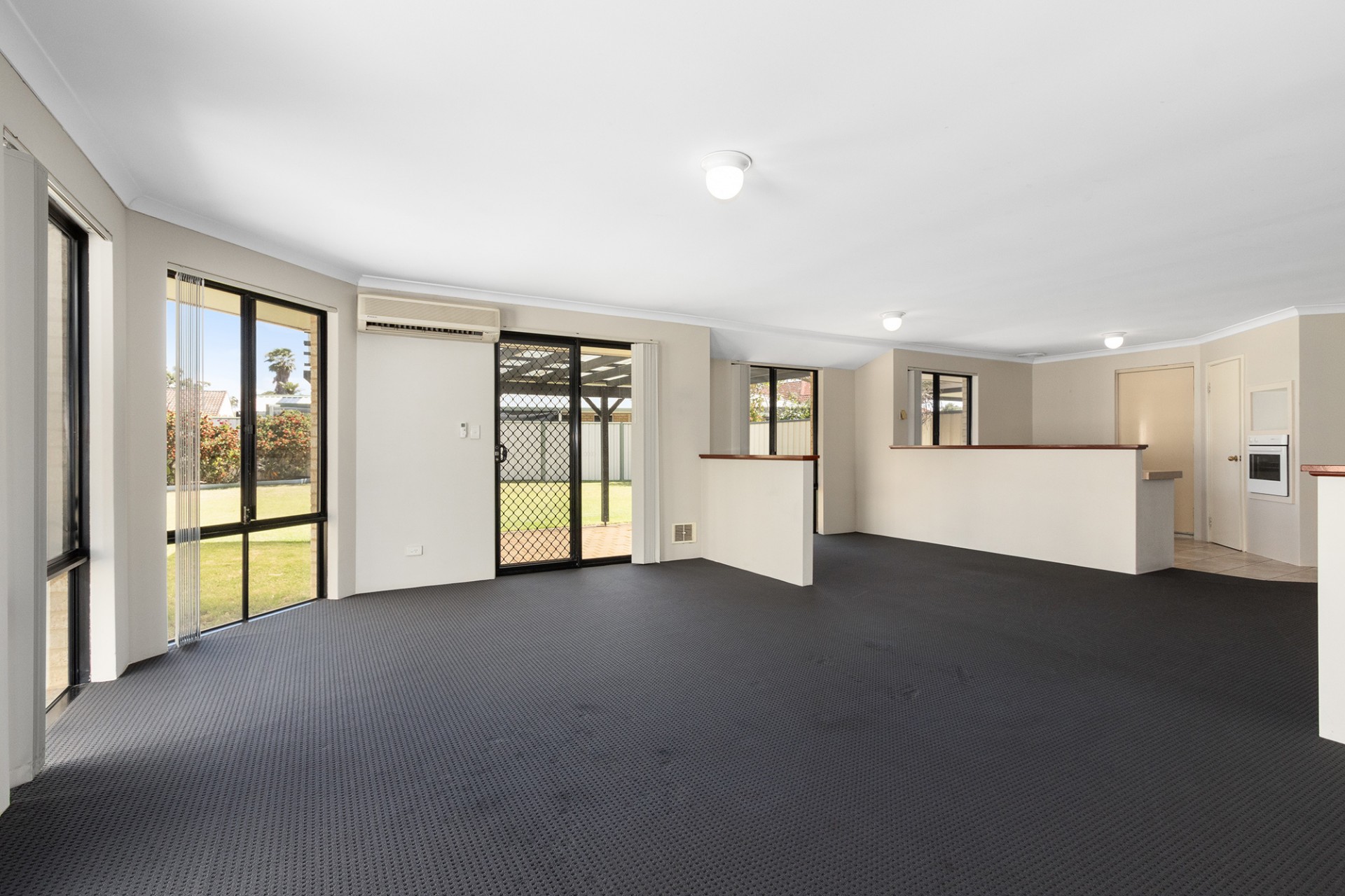 Real Estate in Huntingdale