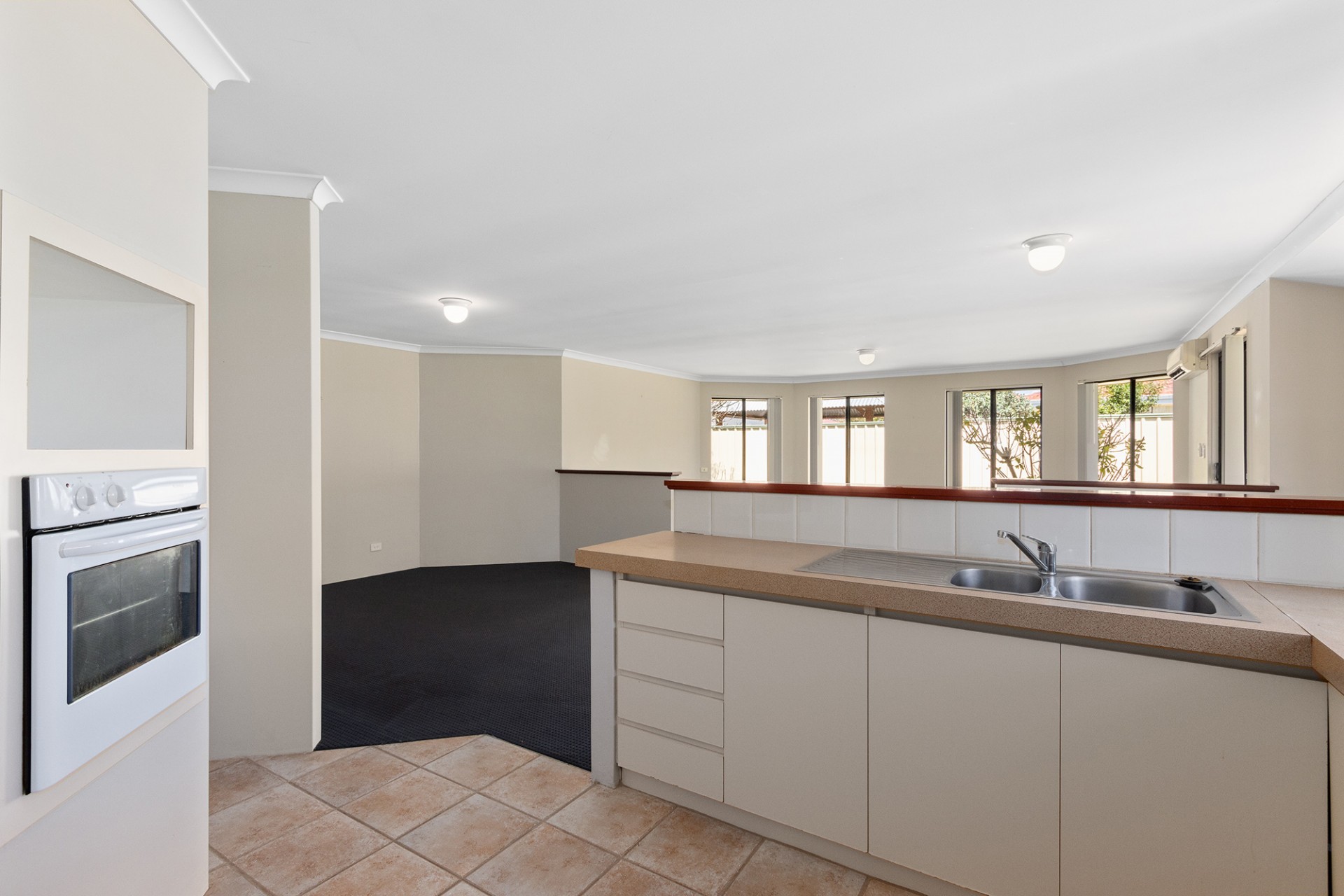 Real Estate in Huntingdale